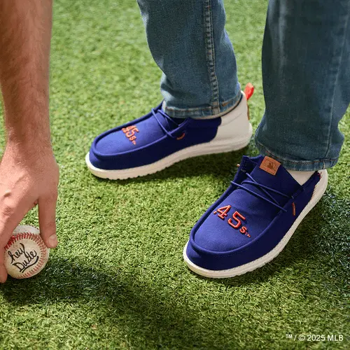 HEYDUDES MLB Astrosu2122 Wally Funk – Astros Navy / White online